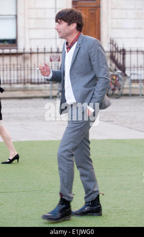 Alex James presso la Royal Academy Summer Exhibition Party presso la Royal Academy, Piccadilly, Londra, Regno Unito il 4 giugno 2014 Foto di Brian Jordan Foto Stock