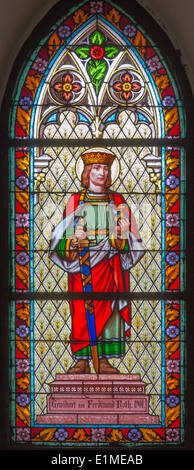 TRNAVA, Slovacchia - 3 Marzo 2014: del re Santo Stefano di Ungheria da vetro di finestra di st. Helen chiesa da 19. cento. Foto Stock