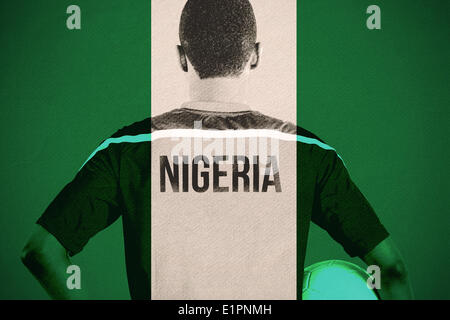 Immagine composita della Nigeria football giocatore in possesso palla Foto Stock