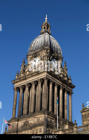 Regno Unito, Leeds, Municipio di clock tower. Foto Stock