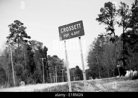 Crossett, Arkansas, Stati Uniti d'America. 16 Mar, 2013. Crossett, Arkansas è a casa la Georgia-Pacific carta e legno compensato un impianto che utilizza una grande quantità di comunità circostante. Molti nella zona incolpare l'impianto per i gravi problemi di salute i residenti sono rivolti. © Nicolaus Czarnecki/ZUMAPRESS.com/Alamy Live News Foto Stock