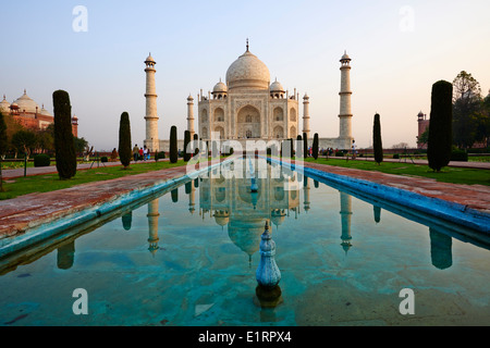 India, nello stato di Uttar Pradesh, Agra il Taj Mahal, Patrimonio Mondiale dell Unesco Foto Stock