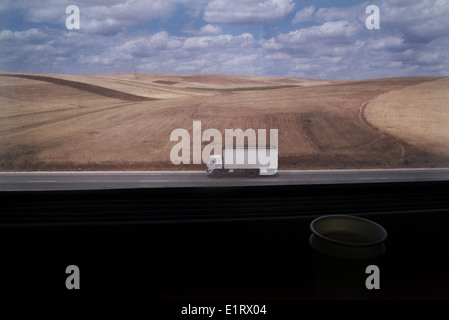 Vista da un treno, Marrakesh-Tensift-El Haouz regione, Marocco Foto Stock