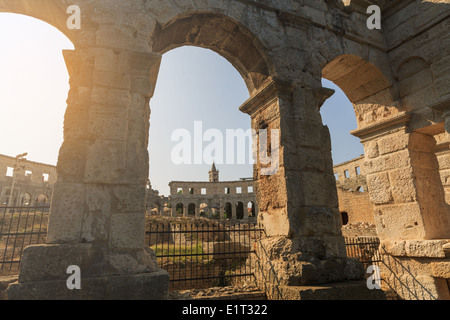 Antico Anfiteatro romano di Pola, Croazia Foto Stock