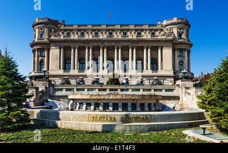 L Esercito Nazionale Palace è situato nel centro di Bucarest. Foto Stock