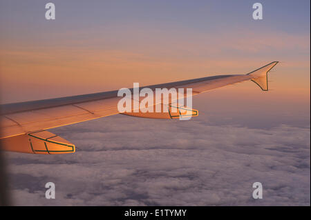 Vista dalla finestra di un aeromobile Airbus 320 Foto Stock