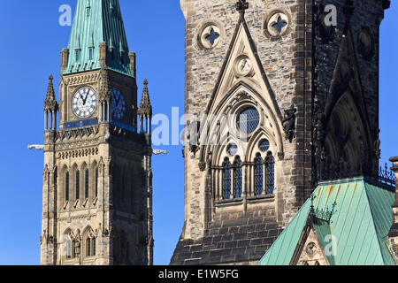 Torre di pace, il Parlamento Canadese edifici, Ottawa, Ontario, Canada Foto Stock