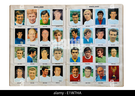 Piena Inghilterra world cup squad per il Messico 1970. Football Soccer player raccolta carta Foto Stock