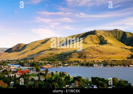 La città di Chelan sul lago Chelan nello Stato di Washington, USA. Foto Stock