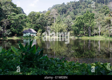 Ingresso della Khao Phra Thaeo National Park, Phuket, Tailandia Foto Stock