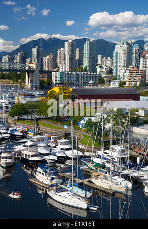 Granville Island a False Creek, Vancouver, British Columbia, BC Foto Stock
