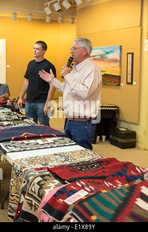 Navajo Rug Auction Foto Stock