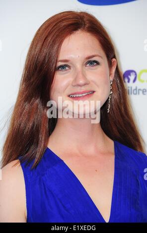 New York, NY, STATI UNITI D'AMERICA. Decimo Giugno, 2014. Bonnie Wright presso gli arrivi per Samsung speranza per i bambini Gala 2014, Cipriani Wall Street, New York, NY Giugno 10, 2014. Credito: Gregorio T. Binuya/Everett raccolta/Alamy Live News Foto Stock