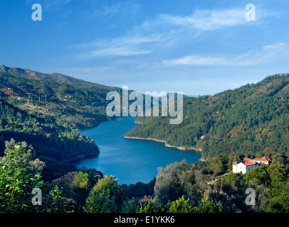 Il nord del Portogallo; Tras-os-Montes; Minho; Parque Nacional de Peneda-Gerês, Canicada lago Foto Stock