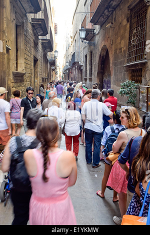 Montcada street. Coda per entrare al museo di Picasso. Barcellona, in Catalogna, Spagna. Foto Stock