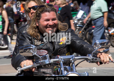 Downtown DeLand prende vita ogni Marzo quando il DeLand Bike Rally arriva in città, DeLand, FL. Foto Stock