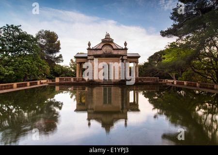 Palazzo stagno nel labirinto di Horta Foto Stock