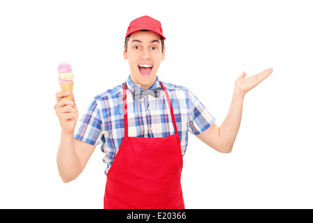 Emozionato ice cream vendor gesti con le mani Foto Stock