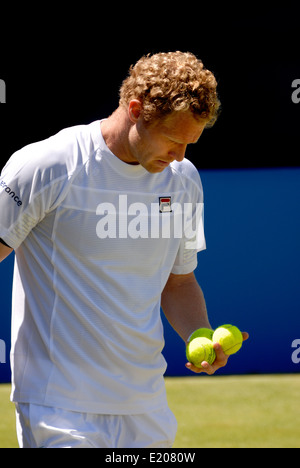 Dmitry TURSUNOV (Russia) al Queens Club, London, 2014 Foto Stock