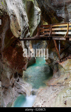 Il Boardwalk in Seisenbergklamm, Weissbach, Saalach, Lofer, Zell am See District, Salisburgo, Austria Foto Stock