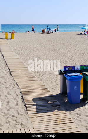 Passeggiata tra la sabbia di Las vistas beach in Tenerife, Isole Canarie, Spagna Foto Stock