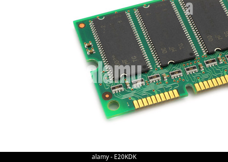 Calcolatore modulo di memoria su sfondo bianco Foto Stock