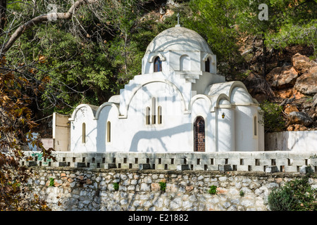 Una piccola chiesa greco ortodossa in Poros Island in Grecia Foto Stock