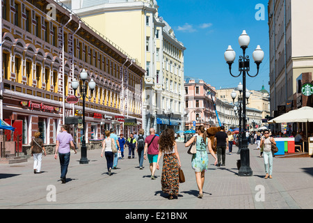 Mosca, shopping in Arbat Street Foto Stock