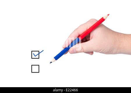 Mano con matita rende mark. Foto Stock