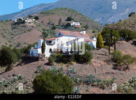 Canillas de Aceituno - Malaga Spagna spagnolo White House Villa estate paesaggio di montagna Foto Stock