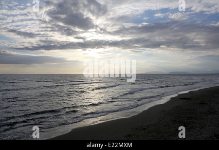 Tramonto a Viareggio, Toscana, Italia Foto Stock