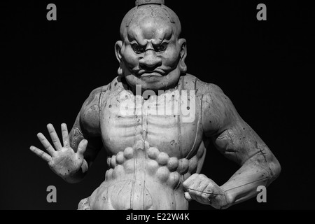 Giappone, woodmade Kongorikishi statua, muscolare, custodi del Buddha, 13 secolo Foto Stock