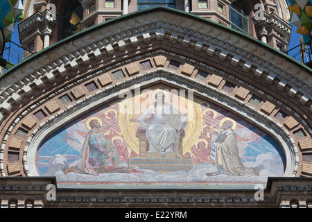 Un mosaico di Cristo in gloria sulla facciata meridionale della Chiesa del Salvatore sul Sangue versato, dal disegno N.A.Kosheleva (1840-1918). Foto Stock