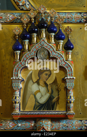 L'Arcangelo Gabriele. Porte Sante della maiolica iconostasi. Chiesa Ortodossa di San Vladimiro in Marianske Lazne Repubblica Ceca. Foto Stock