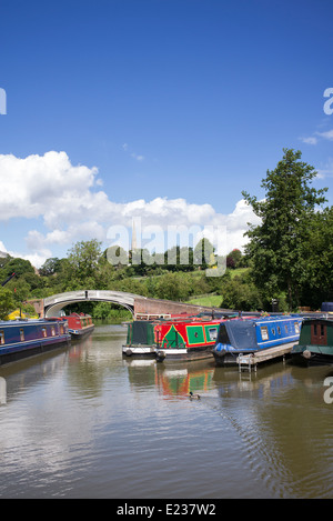 Narrowboats a Braunston Marina sul Grand Union Canal. Braunston, Northamptonshire, Inghilterra Foto Stock