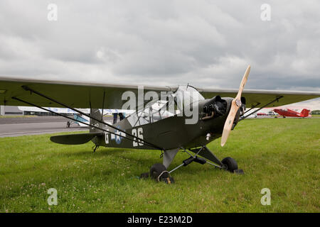 Biggin Hill, Regno Unito.14 Giugno, 2014. Un aereo in mostra statica al Festival del volo in Biggin Hill Credito: Keith Larby/Alamy Live News Foto Stock