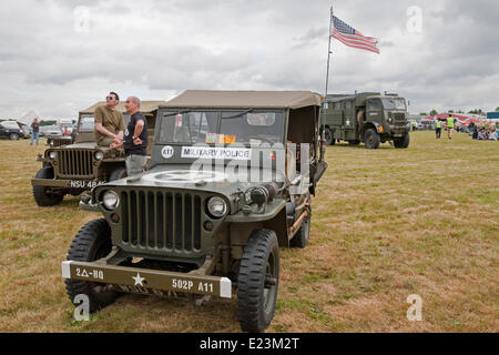 Biggin Hill, Regno Unito.14 Giugno, 2014. Una luce di Ford 4x4 veicolo utilitario al Festival del volo in Biggin Hill Credito: Keith Larby/Alamy Live News Foto Stock