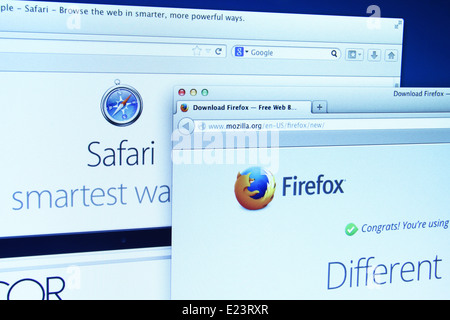 Foto di Mozilla Firefox e pagina web di Safari su un monitor. Mozilla Firefox e Safari sono il famoso browser web nel wo Foto Stock