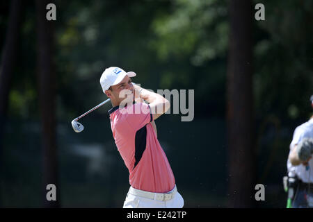 Pinehurst, North Carolina, Stati Uniti d'America. 14 Giugno, 2014. Martin Kaymer (GER) Golf : Martin Kaymer della Germania in azione sul terzo foro durante il terzo round della 114U.S. Campionato Open a Pinehurst Resort Country Club n2 corso di Pinehurst, North Carolina, Stati Uniti . © Koji Aoki AFLO/sport/Alamy Live News Foto Stock