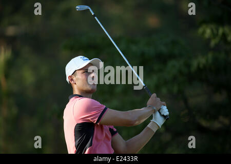 Pinehurst, North Carolina, Stati Uniti d'America. 14 Giugno, 2014. Martin Kaymer (GER) Golf : Martin Kaymer della Germania in azione al diciassettesimo foro durante il terzo round della 114U.S. Campionato Open a Pinehurst Resort Country Club n2 corso di Pinehurst, North Carolina, Stati Uniti . © Koji Aoki AFLO/sport/Alamy Live News Foto Stock