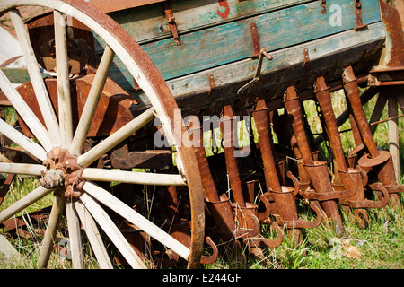 Rusty attrezzature agricole Foto Stock