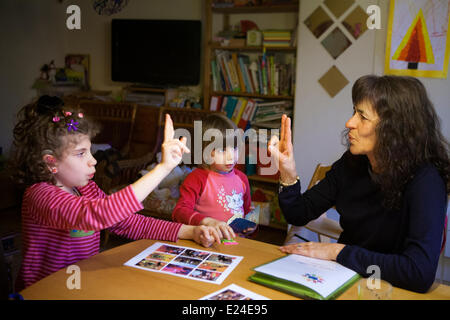 Non udenti bambino Foto Stock