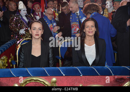 Cerimonia di apertura - Monte-Carlo XXXVII Festival Internazionale del Circo con: Pauline Ducruet,Principessa Stephanie di Monaco dove: Monte Carlo, Monaco quando: 17 Gen 2013 Foto Stock