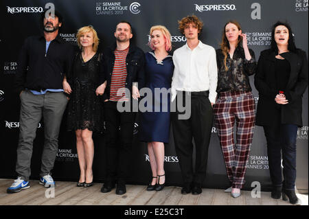 66Cannes Film Festival - Nespresso - Photocall con: Eric Cantona,Fabienne Babe,Yann Gonzalez,Julie Bremond,Niels Schneider,Kate Moran,Beatrice Dalle,Nicolas Maury dove: Cannes, Francia Quando: 20 Maggio 2013 Foto Stock