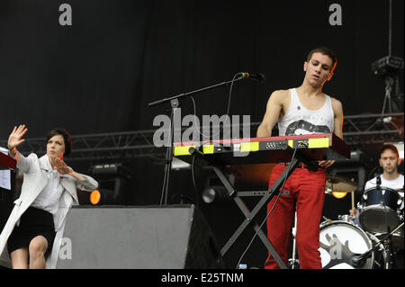 Xi Rock en Seine Music Festival a Saint Cloud Con: La Femme dove: St Cloud, Francia Quando: 24 Ago 2013 ENN Foto Stock