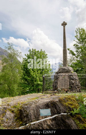 Monumento al Glen Coe massacro del MacDonalds clan in 1692. Glencoe, Highland, Scozia, Regno Unito, Gran Bretagna Foto Stock