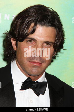 31.12.2000 - New York New York, Stati Uniti - Modello/giocatore di polo NACHO FIGUERAS assiste la fragranza 2014 Foundation Awards tenutosi a Alice Tully Hall presso il Lincoln Center. (Credito Immagine: © Nancy Kaszerman/ZUMAPRESS.com) Foto Stock