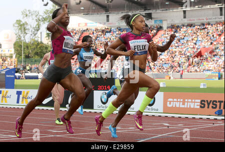 Ostrava, Repubblica ceca, 17 Giugno, 2014. Vincitore della 200 metri eseguire Allyson Felix (destra) degli USA è visto durante il Golden Spike 2014, IAAF World Challenge meeting di atletica a Ostrava, Repubblica ceca, 17 giugno 2014. (CTK foto/Petr Sznapka) Credito: CTK/Alamy Live News Foto Stock