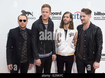 Rock band immaginare draghi frequentare il 2014 Billboard Music Awards di Las Vegas Foto Stock