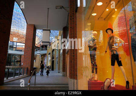 Regno Unito e Irlanda del Nord, Belfast, Victoria Square centro commerciale Foto Stock